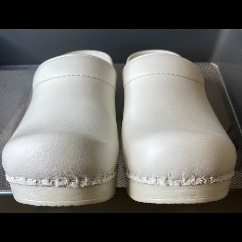 Dansko White Nursing Shoes